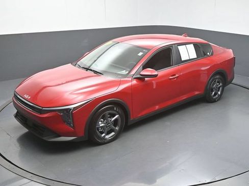 Used 2025 Kia K4 FWD image 42