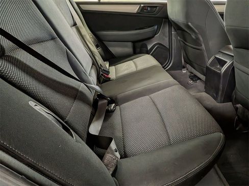Used 2019 Subaru Outback 2.5i image 29
