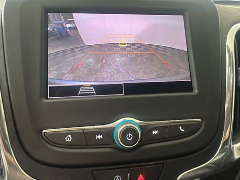 Used 2023 Chevrolet Equinox LT AWD/4WD image 23
