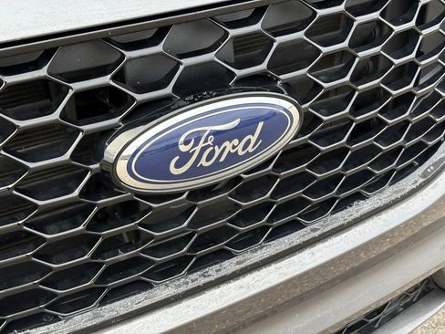 Used 2022 Ford Edge ST-Line image 9