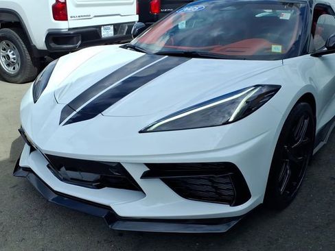 Used 2025 Chevrolet Corvette Stingray Premium Conv w/ Z51 Performance Package image 7