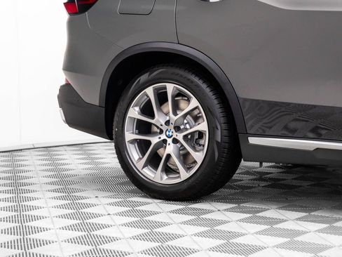 New 2026 BMW X5 xDrive50e w/ Executive Package image 37