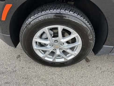 Used 2024 Chevrolet Equinox LT w/ LPO, Floor Liner Package AWD/4WD image 13
