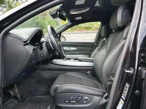 Certified 2024 Genesis GV70 2.5T w/ Sport Prestige Package image 12