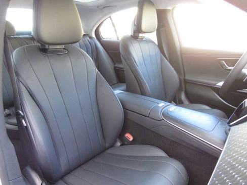 Used 2025 Mercedes-Benz E 450 4MATIC Sedan image 19