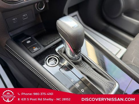 Certified 2024 Nissan Kicks SV image 19