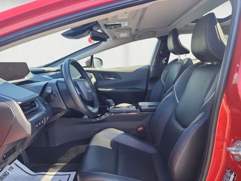Used 2024 Toyota Prius XLE AWD/4WD image 10