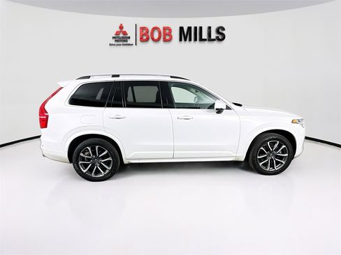 Used 2018 Volvo XC90 T5 Momentum w/ Momentum Plus Package image 8