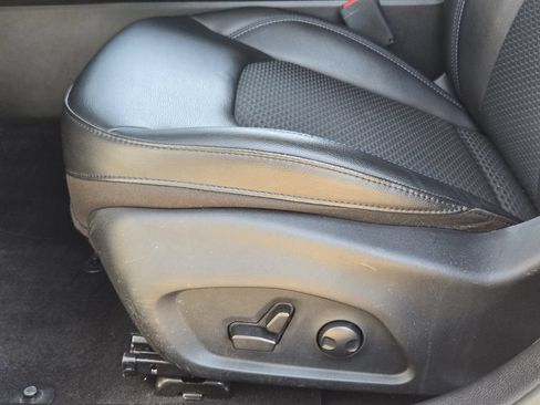 Used 2022 Jeep Compass Latitude w/ Sun and Sound Group FWD image 32