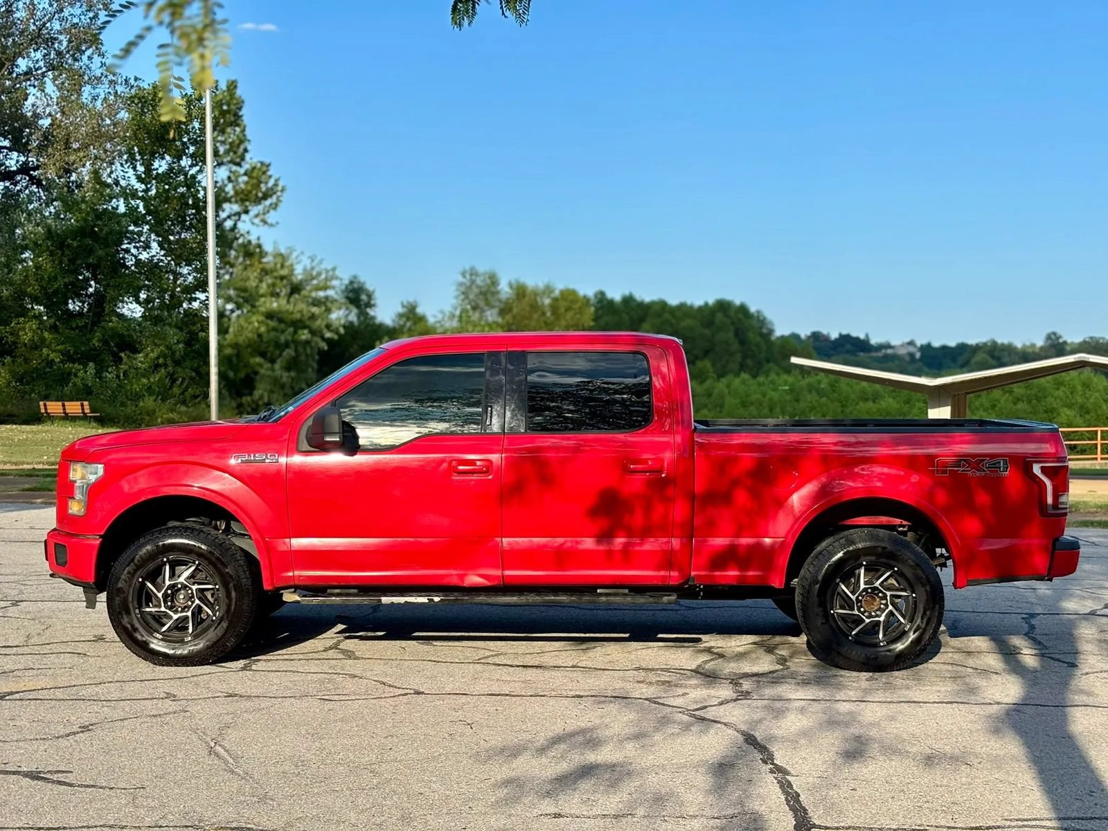 Used 2016 Ford F150 XLT w/ Equipment Group 301A Mid AWD/4WD image 9