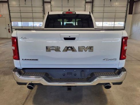 Used 2025 RAM 1500 Laramie AWD/4WD image 4