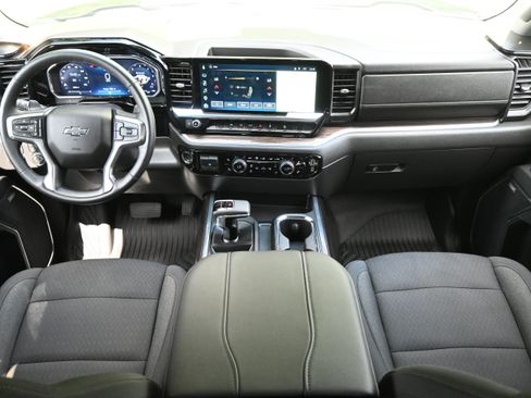 Used 2026 Chevrolet Silverado 1500 LT Trail Boss w/ Convenience Package II AWD/4WD image 26