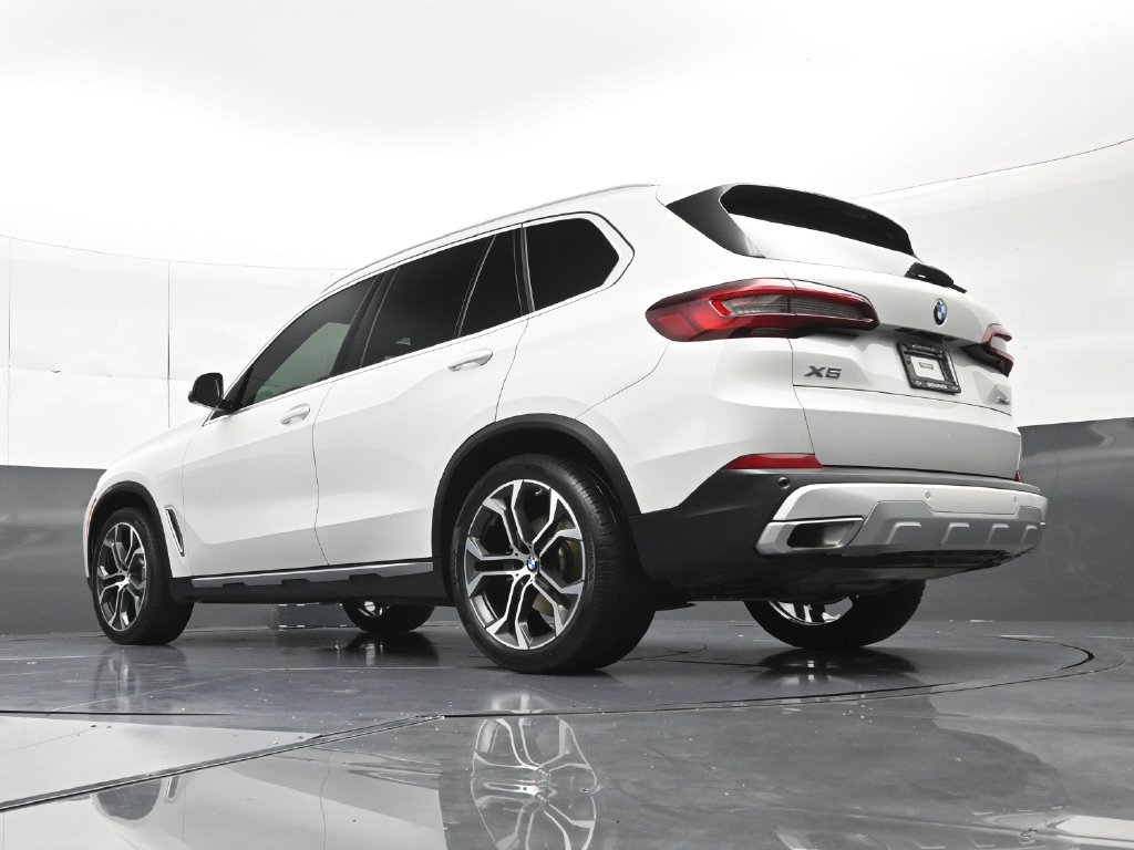 Used 2023 BMW X5 sDrive40i w/ Parking Assistance Package RWD image 26