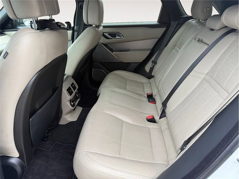 Used 2018 Land Rover Range Rover Velar R-Dynamic HSE image 15