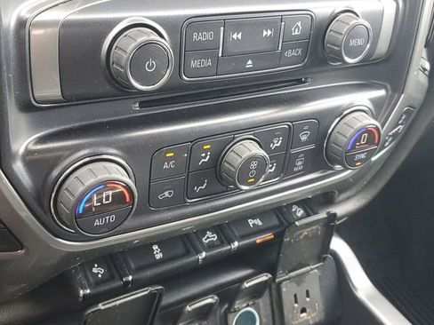 Used 2017 Chevrolet Silverado 1500 LTZ Z71 w/ LTZ Plus Package AWD/4WD image 27