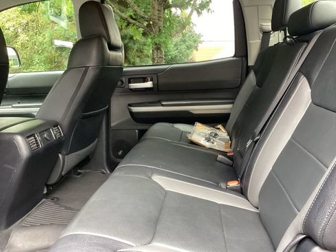 Used 2019 Toyota Tundra Limited w/ Limited Premium Package AWD/4WD image 5