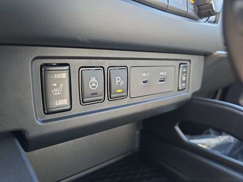 New 2026 Nissan Frontier SV w/ SV Convenience Package RWD image 21