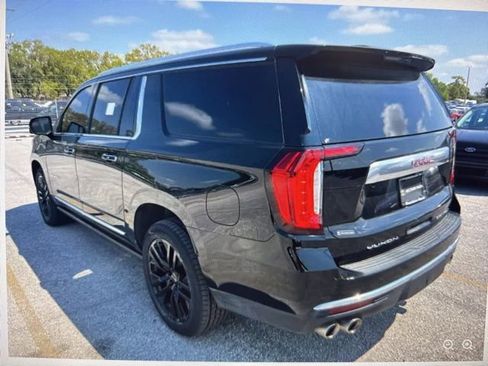 Used 2021 GMC Yukon XL Denali w/ Denali Ultimate Package image 2