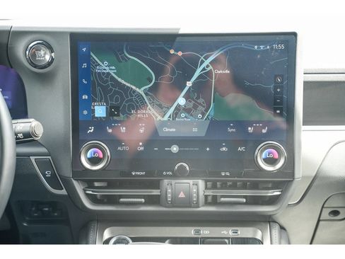 Used 2025 Lexus GX 550 AWD/4WD image 14