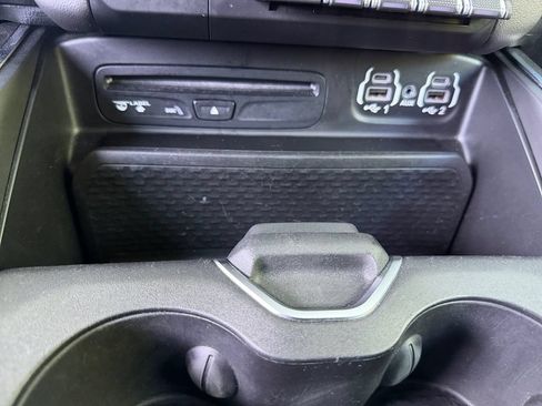 Used 2019 RAM 1500 Big Horn AWD/4WD image 19