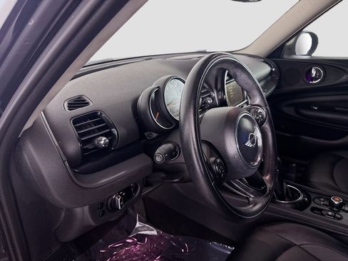 Used 2017 MINI Cooper Clubman ALL4 image 22