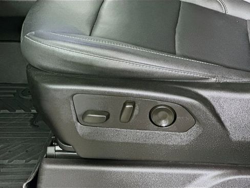 Used 2024 Chevrolet Silverado 3500 LTZ image 23