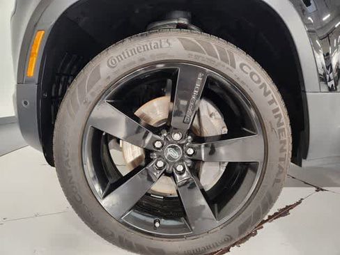 Used 2024 Land Rover Defender 110 S AWD/4WD image 8