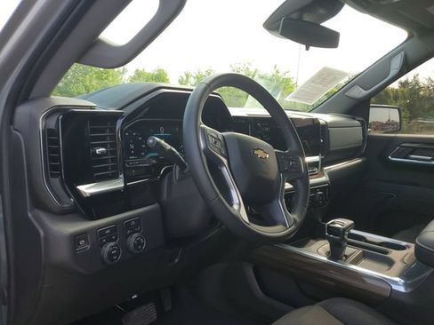 Certified 2023 Chevrolet Silverado 1500 LT w/ Protection Package AWD/4WD image 7