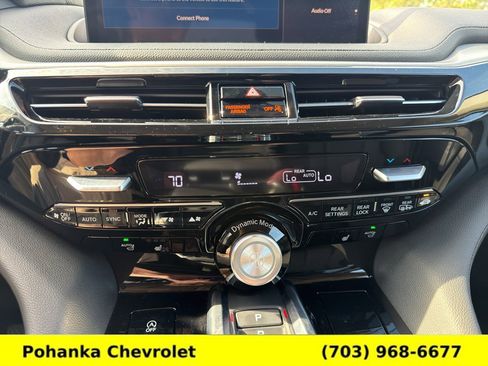 Used 2024 Acura MDX SH-AWD image 16