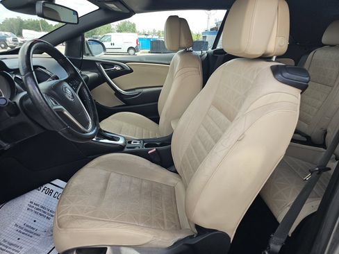 Used 2019 Buick Cascada Premium FWD image 10