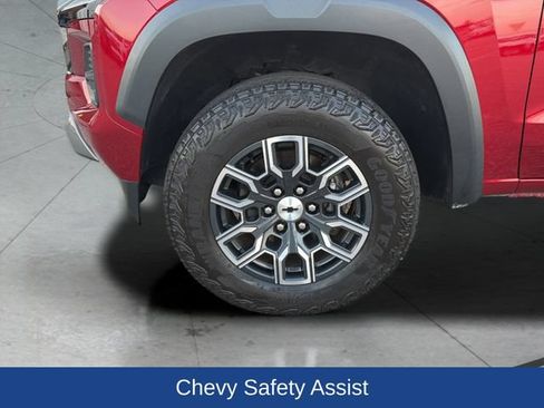 Used 2024 Chevrolet Colorado Z71 w/ Z71 Convenience Package 2 AWD/4WD image 28