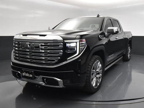 Used 2023 GMC Sierra 1500 Denali w/ Denali Reserve Package AWD/4WD image 2