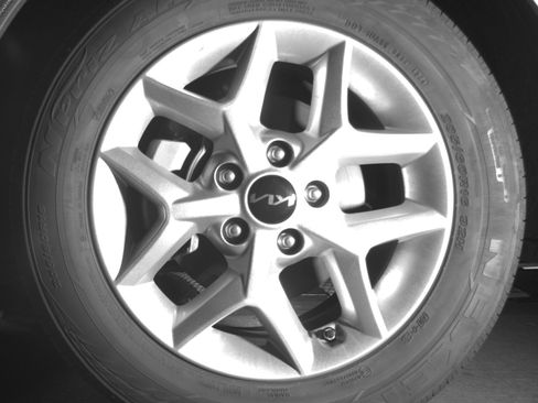 Used 2025 Kia Soul LX w/ LX Technology Package FWD image 12