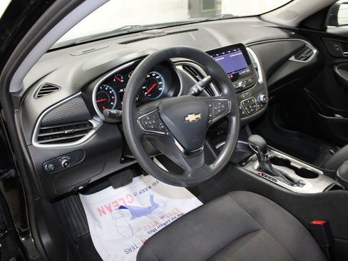 Used 2023 Chevrolet Malibu LT image 14