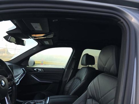 Used 2024 BMW X5 sDrive40i image 8