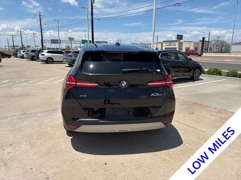 Used 2025 BMW X3 xDrive30i w/ Convenience Package AWD/4WD image 9
