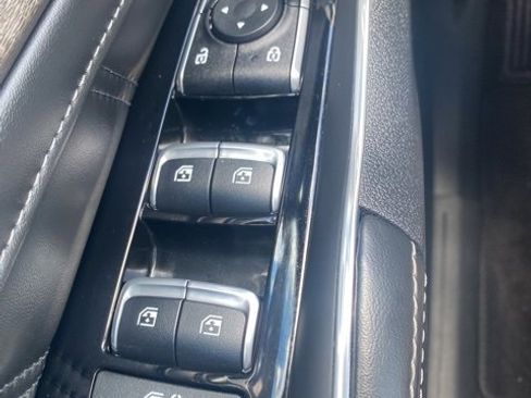 Used 2022 Kia Sorento SX Prestige image 11