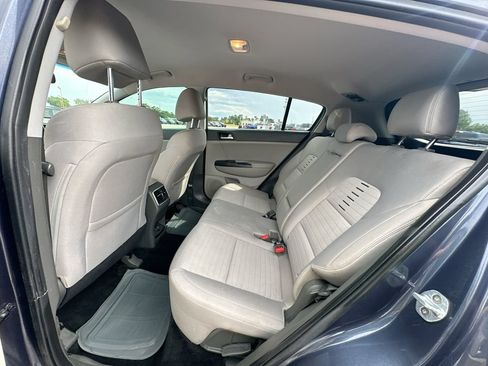 Used 2018 Kia Sportage LX w/ LX Popular Package FWD image 17