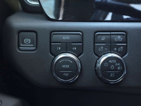 Used 2025 GMC Sierra 1500 Elevation w/ Elevation Premium Package image 22