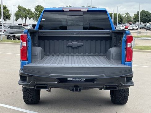 Used 2024 Chevrolet Silverado 1500 LT Trail Boss w/ LT Trail Boss Premium Package AWD/4WD image 29