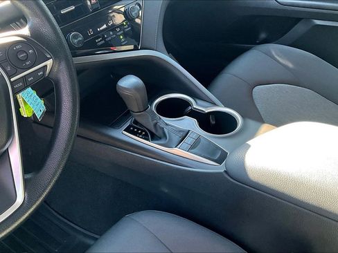 Used 2023 Toyota Camry LE image 19