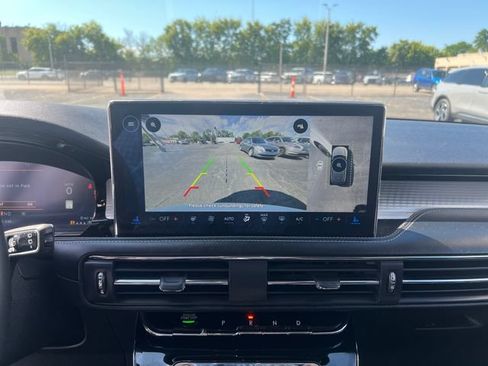 Certified 2023 Lincoln Corsair AWD w/ Equipment Group 101A image 25