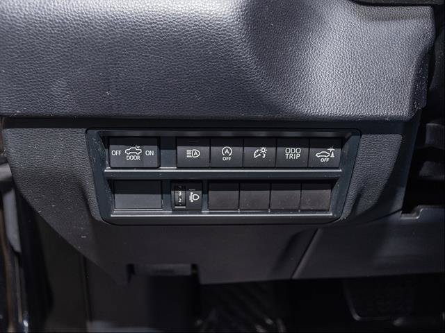 Used 2023 Toyota Tundra SR5 w/ SR5 Convenience Package AWD/4WD image 13