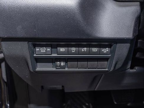 Used 2023 Toyota Tundra SR5 w/ SR5 Convenience Package AWD/4WD image 13