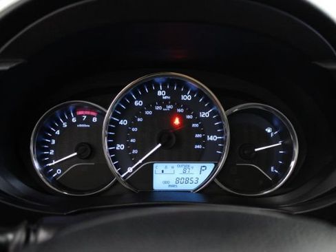 Used 2015 Toyota Corolla LE FWD image 17