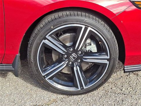 Used 2024 Honda Accord Sport image 8