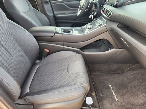 Used 2022 Hyundai Santa Fe SE image 13