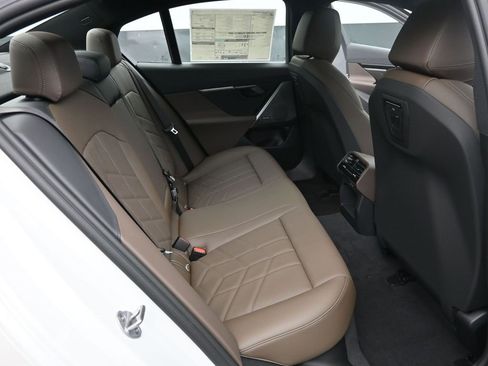 New 2026 BMW 530i w/ Premium Package image 30