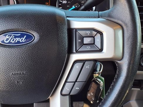 Used 2019 Ford F250 Lariat w/ Lariat Value Package image 33