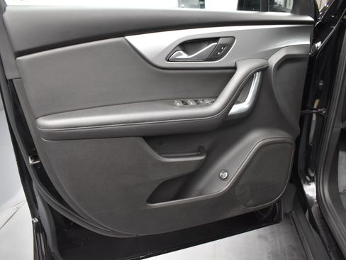 Used 2020 Chevrolet Blazer LT AWD/4WD image 9